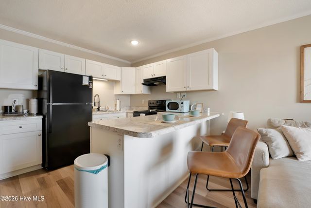 2250 New River Inlet Road Unit 114, Sneads Ferry, NC 28460