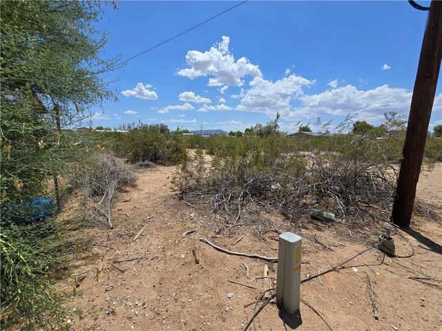 5415 E Apache Drive, Topock, AZ 86436