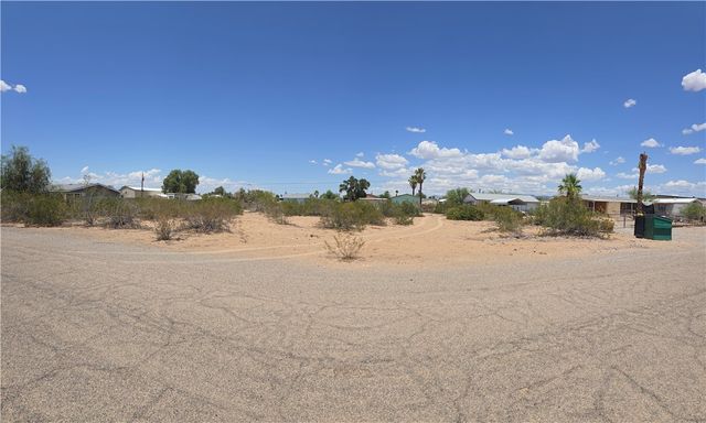 5415 E Apache Drive, Topock, AZ 86436
