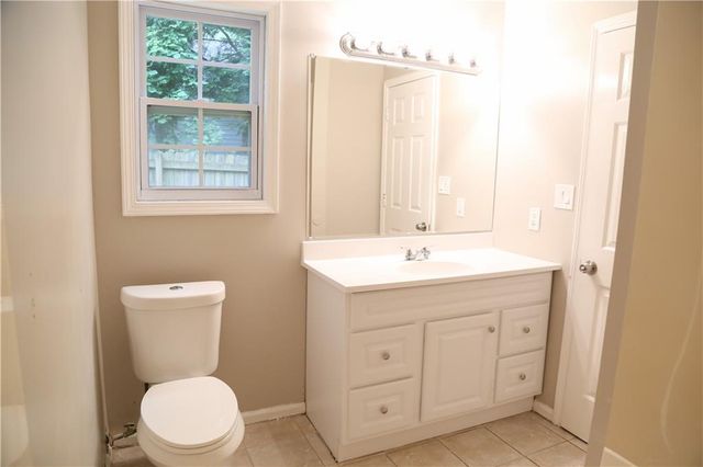 5141 Farm Place NE Drive, Woodstock, GA 30188