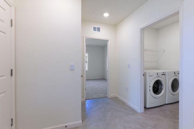 2525 SW WESTFIELD Street, Port St. Lucie, FL 34953