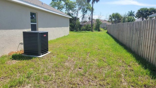 2525 SW WESTFIELD Street, Port St. Lucie, FL 34953