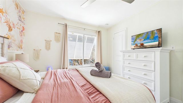 3675 41ST WAY S K, St Petersburg, FL 33711