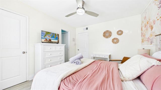 3675 41ST WAY S K, St Petersburg, FL 33711