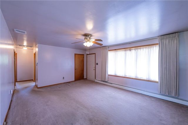 4420 North Sunset Drive, Upper Saucon Twp, PA 18036