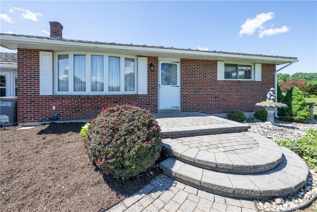 4420 North Sunset Drive, Upper Saucon Twp, PA 18036