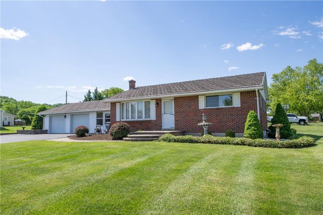 4420 North Sunset Drive, Upper Saucon Twp, PA 18036