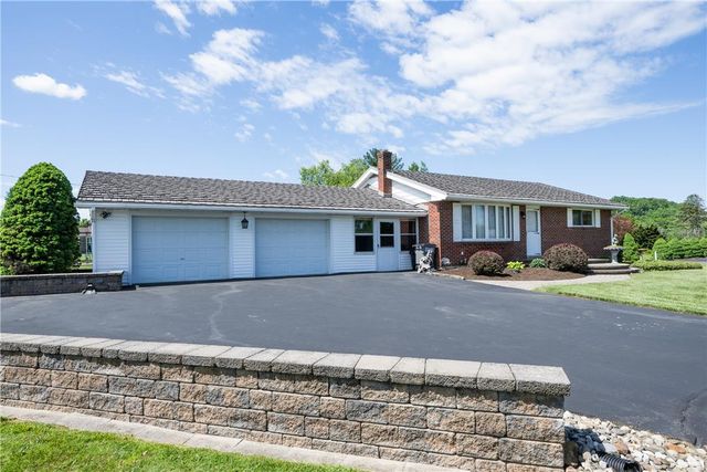 4420 North Sunset Drive, Upper Saucon Twp, PA 18036