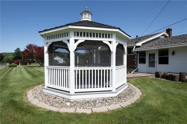 4420 North Sunset Drive, Upper Saucon Twp, PA 18036