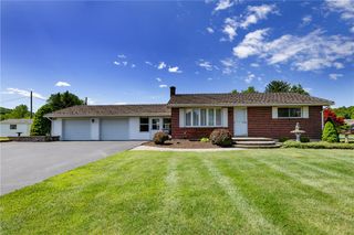 4420 North Sunset Drive, Upper Saucon Twp, PA 18036