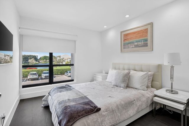 2306 Bridgewood Drive, Boca Raton, FL 33434