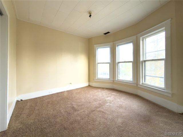 370 Breckenridge Street, Buffalo, NY 14213