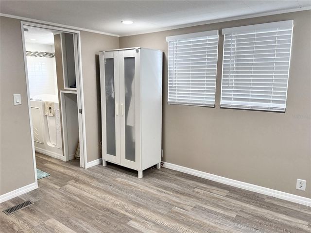 606 MOUNT LANCASTER AVENUE NE 651, St Petersburg, FL 33702