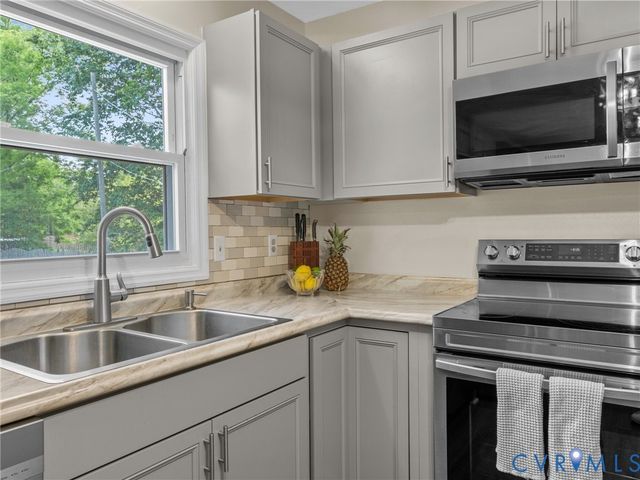 11004 Ironwood Dr, Prince George, VA 23860