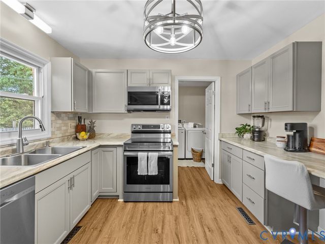 11004 Ironwood Dr, Prince George, VA 23860