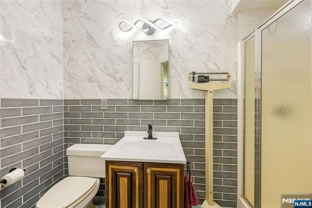 38 Triumph Court A, East Rutherford, NJ 07073