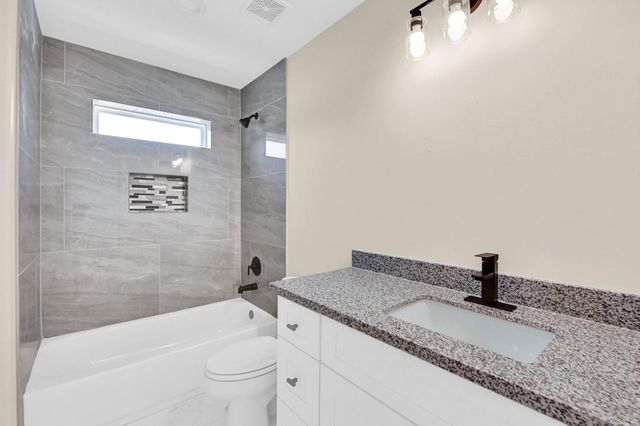 418 Delaware Street, Houston, TX 77029