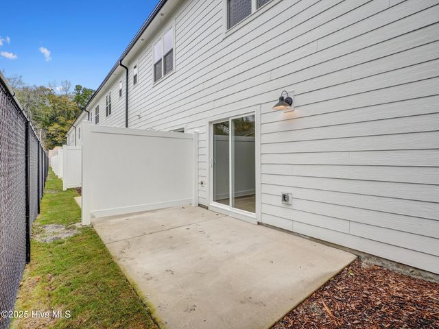 241 Townhome Lane 241, Southern Pines, NC 28387