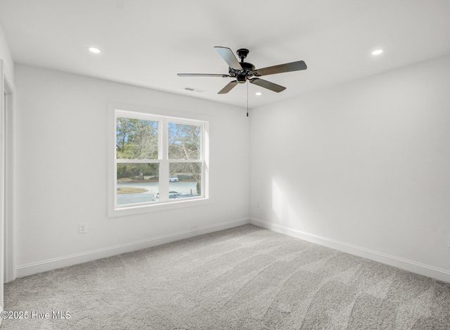 241 Townhome Lane 241, Southern Pines, NC 28387