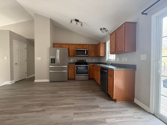 2421 Deerfield CT, Roanoke, VA 24014