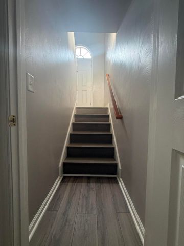 2421 Deerfield CT, Roanoke, VA 24014