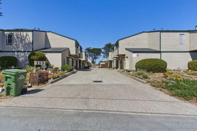 189 San Pablo Court 8, Marina, CA 93933