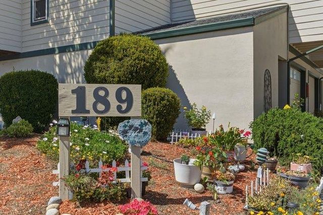 189 San Pablo Court 8, Marina, CA 93933