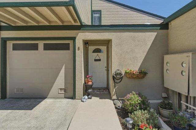 189 San Pablo Court 8, Marina, CA 93933