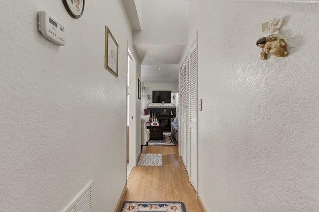 189 San Pablo Court 8, Marina, CA 93933