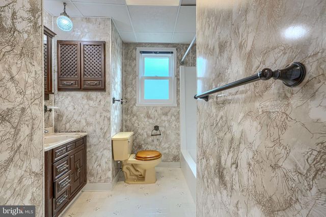 6502 EASTERN PKWY, Baltimore, MD 21214