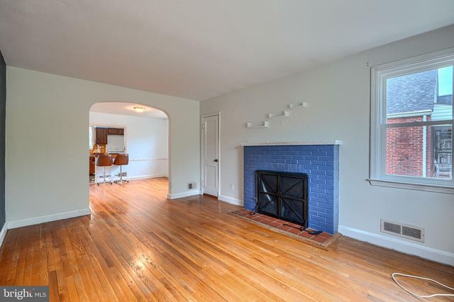 6502 EASTERN PKWY, Baltimore, MD 21214