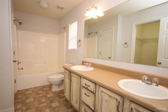1159 Brownfield Rd, Pensacola, FL 32526