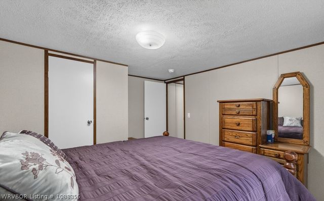 9640 Burgess Road, Mulberry, AR 72947