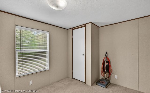 9640 Burgess Road, Mulberry, AR 72947