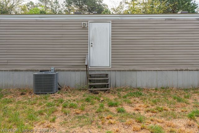 9640 Burgess Road, Mulberry, AR 72947