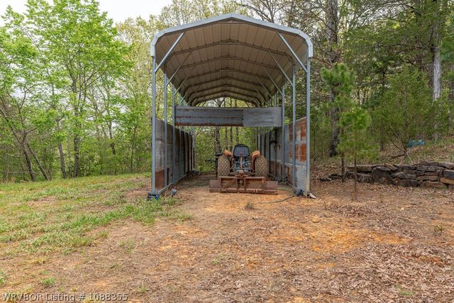 9640 Burgess Road, Mulberry, AR 72947
