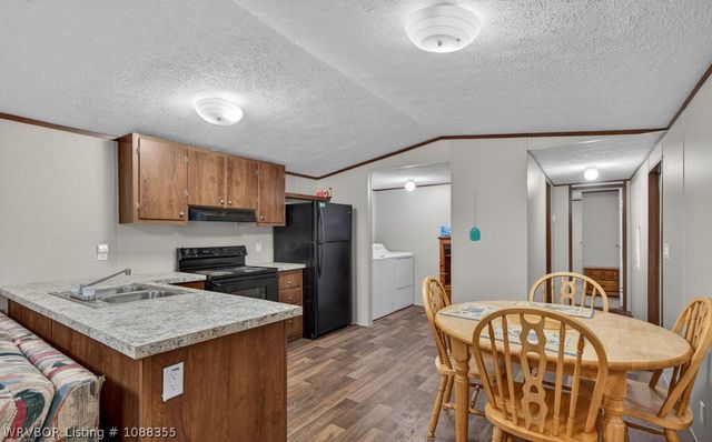9640 Burgess Road, Mulberry, AR 72947