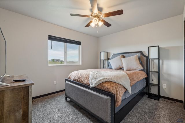 24020 BRIDLE RIDGE RD, Rapid City, SD 57701