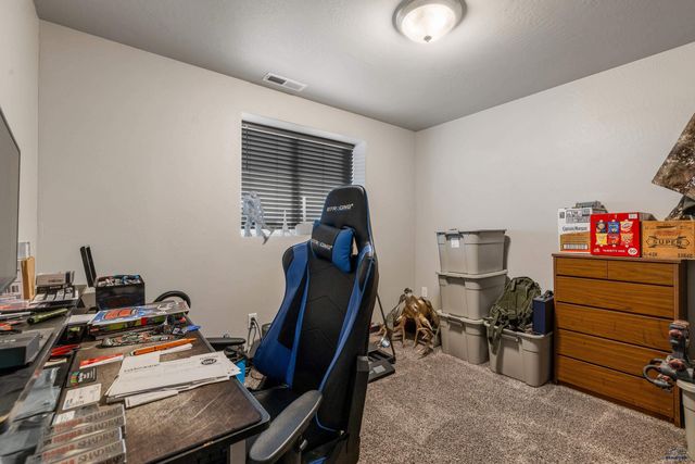 24020 BRIDLE RIDGE RD, Rapid City, SD 57701