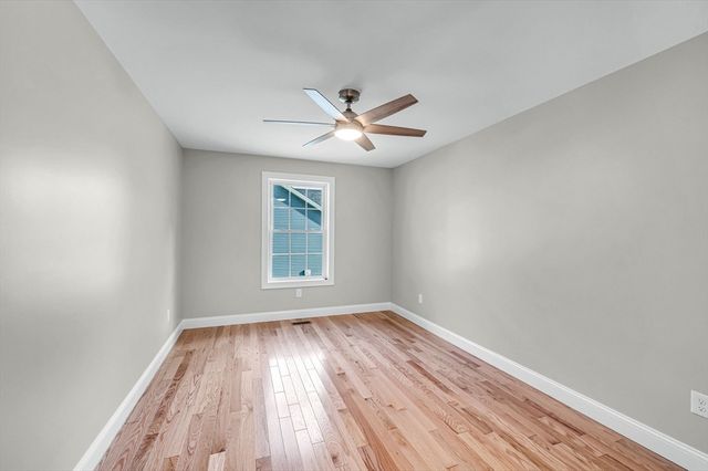 7 High Bluff, Belchertown, MA 01007