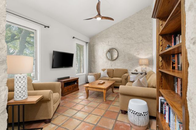 2310 Camino Alto, Austin, TX 78746