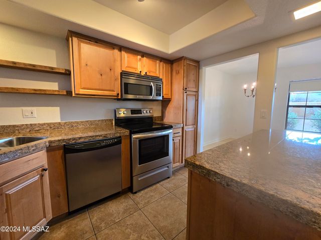 6651 N Campbell Ave Apt 183, Tucson, AZ 85718