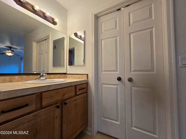 6651 N Campbell Ave Apt 183, Tucson, AZ 85718