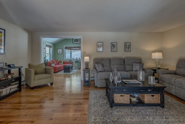 199 Turkey Mountain Road, Jamaica, VT 05343