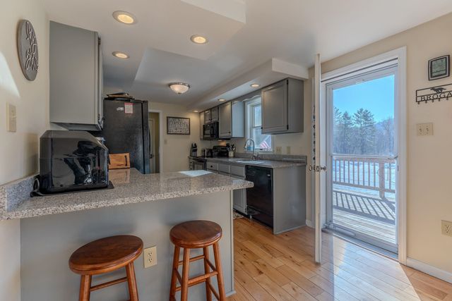 199 Turkey Mountain Road, Jamaica, VT 05343