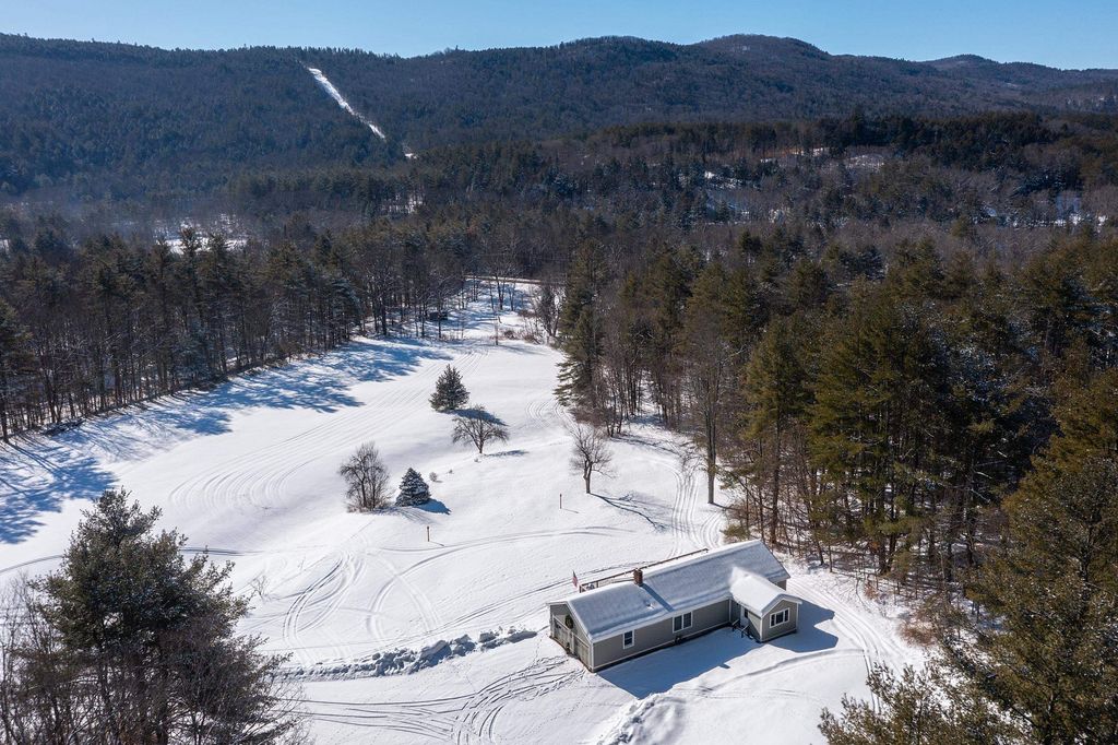 199 Turkey Mountain Road, Jamaica, VT 05343