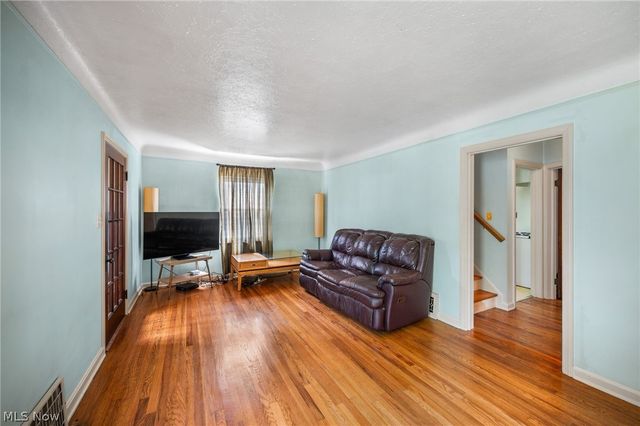 21570 Priday Avenue, Euclid, OH 44123