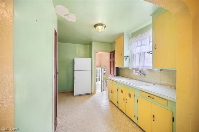 21570 Priday Avenue, Euclid, OH 44123