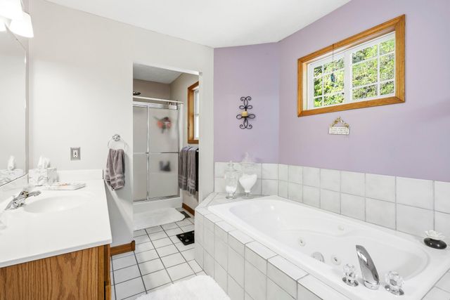 1109 Glen Oaks Drive, Nixa, MO 65714
