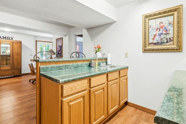 1109 Glen Oaks Drive, Nixa, MO 65714